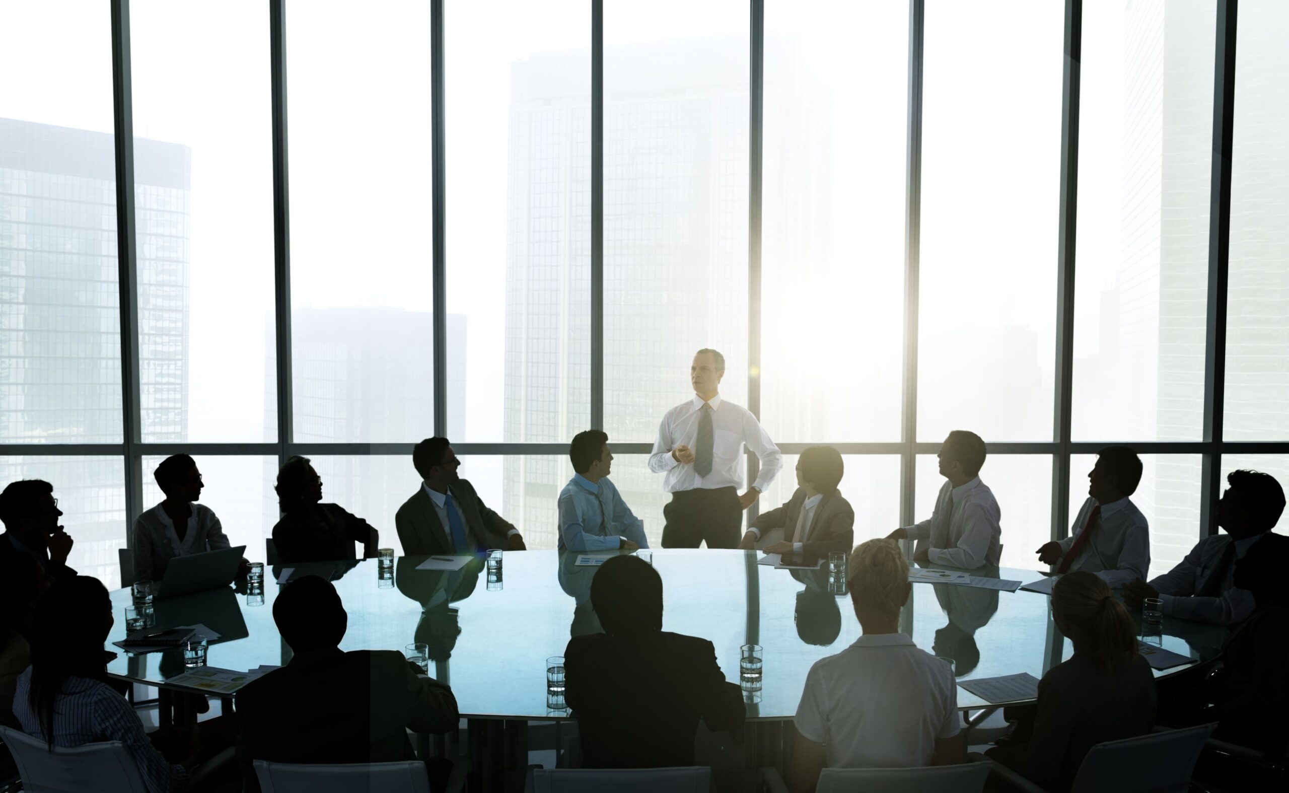 Phong Cách Lãnh Đạo - Ưu & Nhược Điểm Của 4 Phong Cách Phổ Biến Hiện Nay